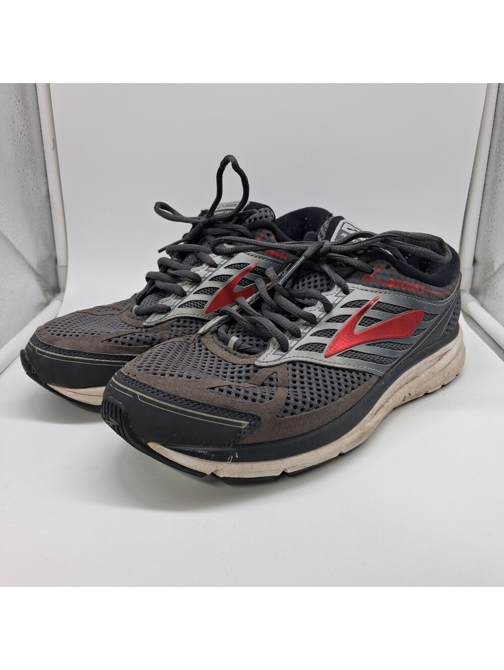Brooks Addiction 12 Mens 9 4E Extra Wide Gray Red Running Walking Shoes